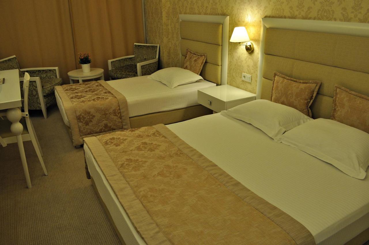 Hotel Edirne Palace ภายนอก รูปภาพ