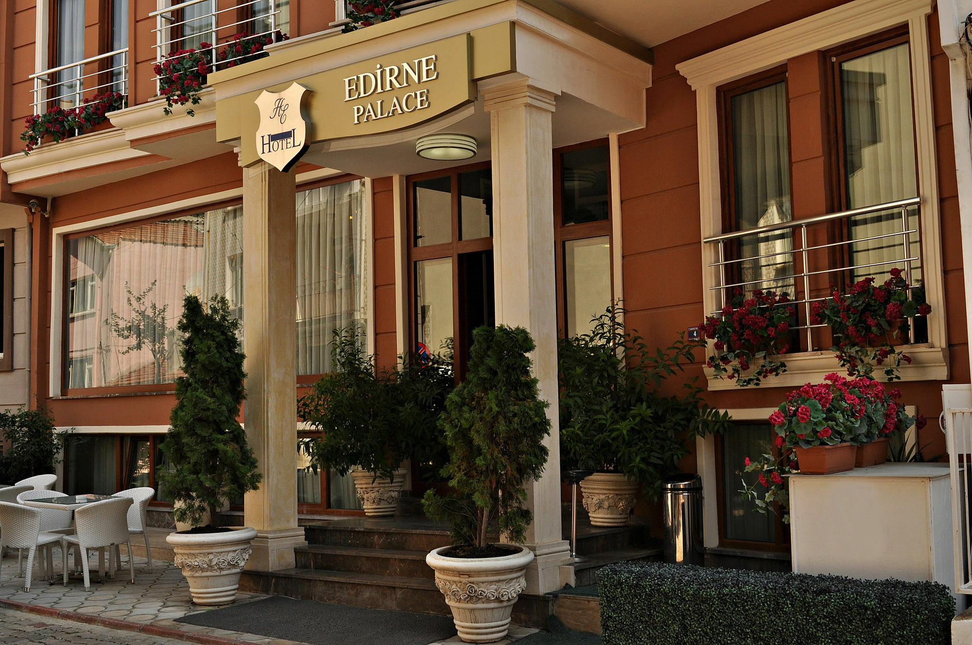 Hotel Edirne Palace ภายนอก รูปภาพ